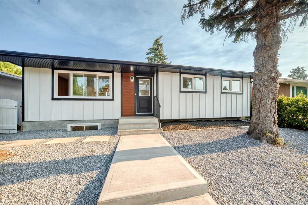 808 Avonlea Place SE, Calgary — photo 3 of 43