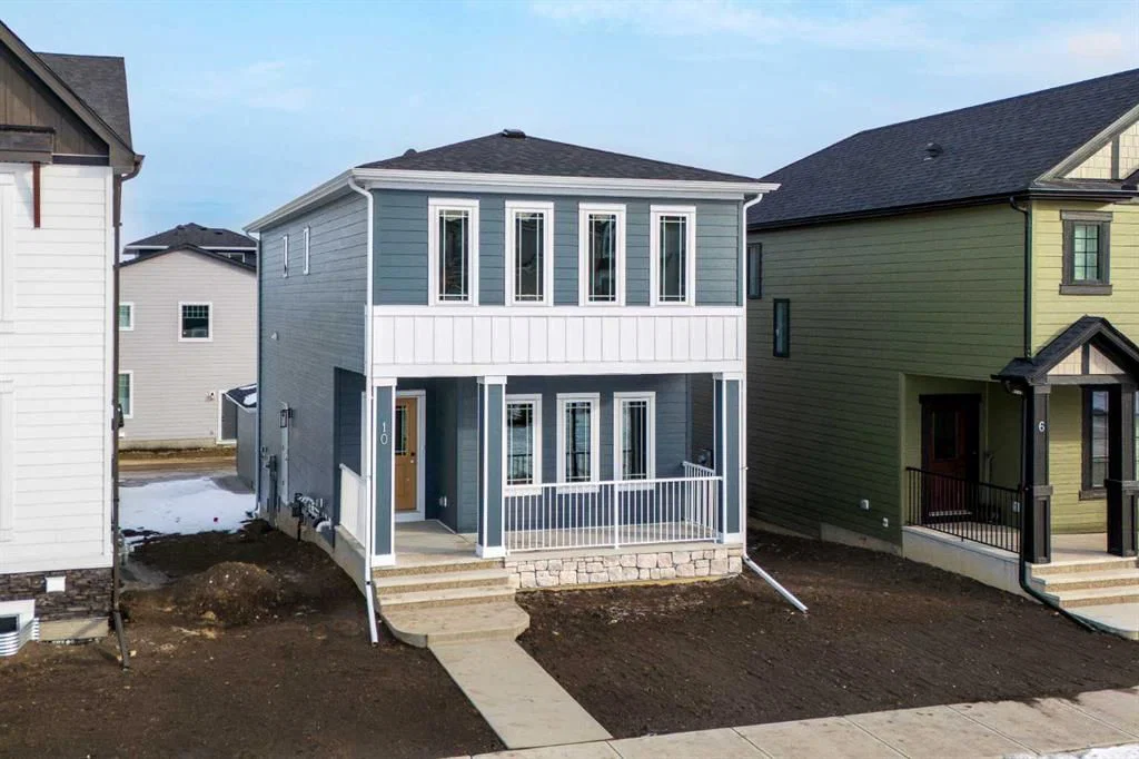 10 Versant Path SW, Calgary — photo 3 of 45