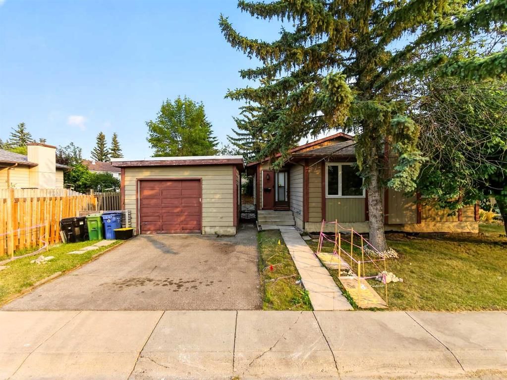 207 Deer Ridge Way SE, Calgary — main listing photo