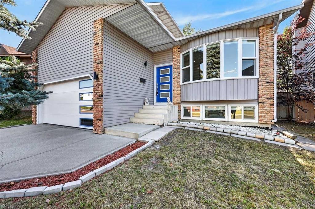 55 Whitehaven Crescent NE, Calgary — main listing photo
