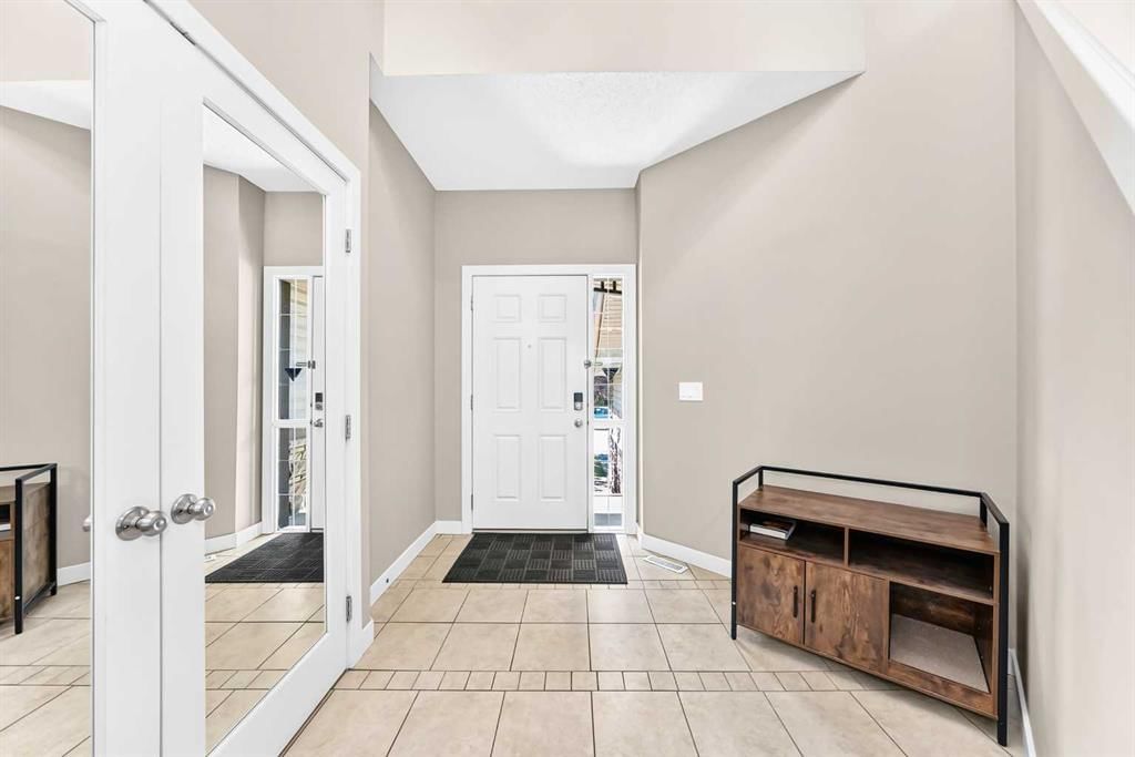 182 Cranfield Manor SE, Calgary — photo 3 of 48