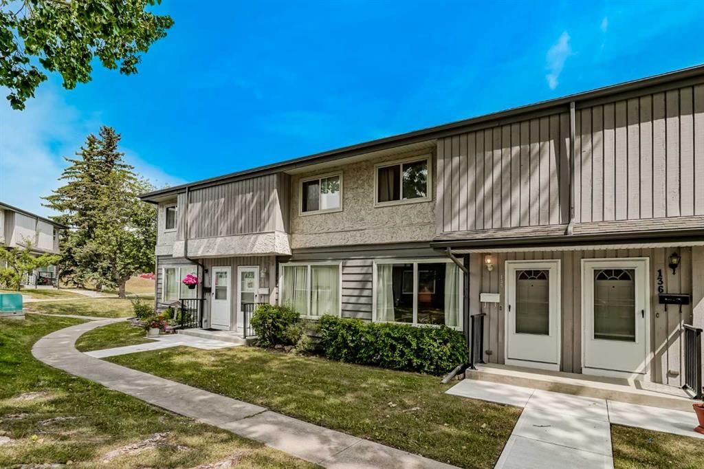137, 999 Canyon Meadows Drive SW, Calgary — photo 3 of 32