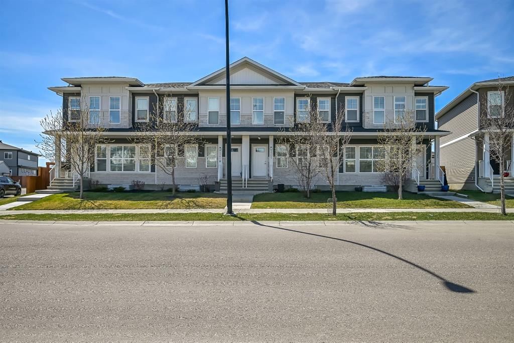 1265 Carrington Boulevard NW, Calgary — photo 2 of 45