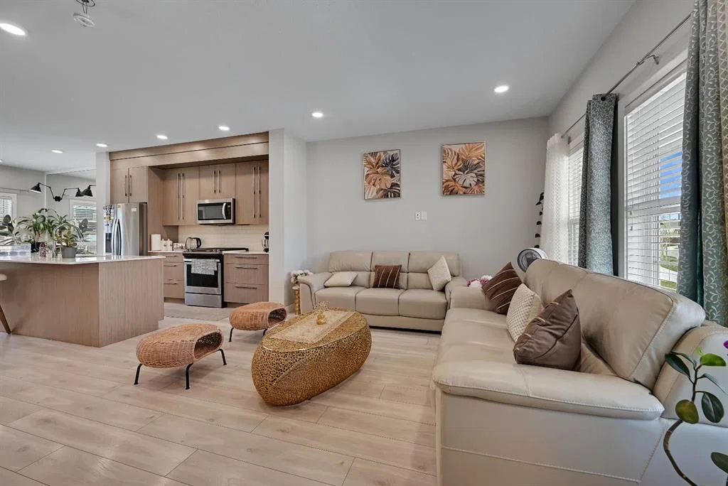 1265 Carrington Boulevard NW, Calgary — photo 5 of 45