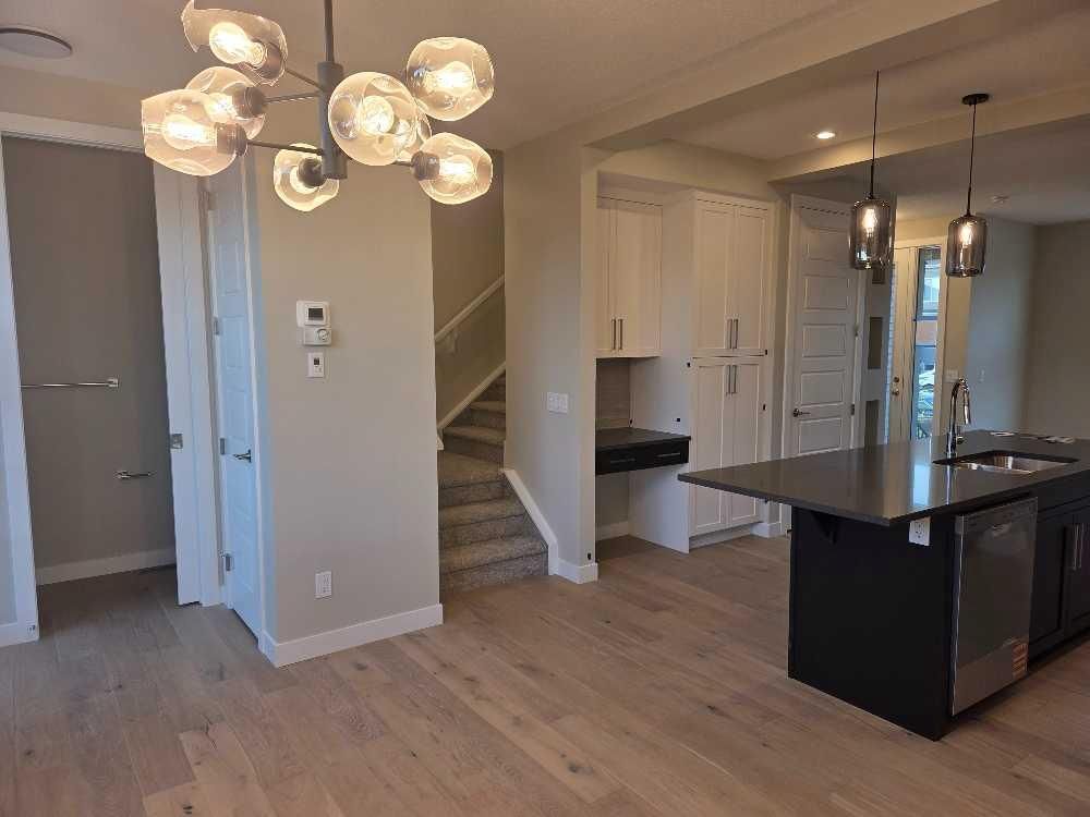 195 Lanark Gate SE, Airdrie — photo 4 of 20