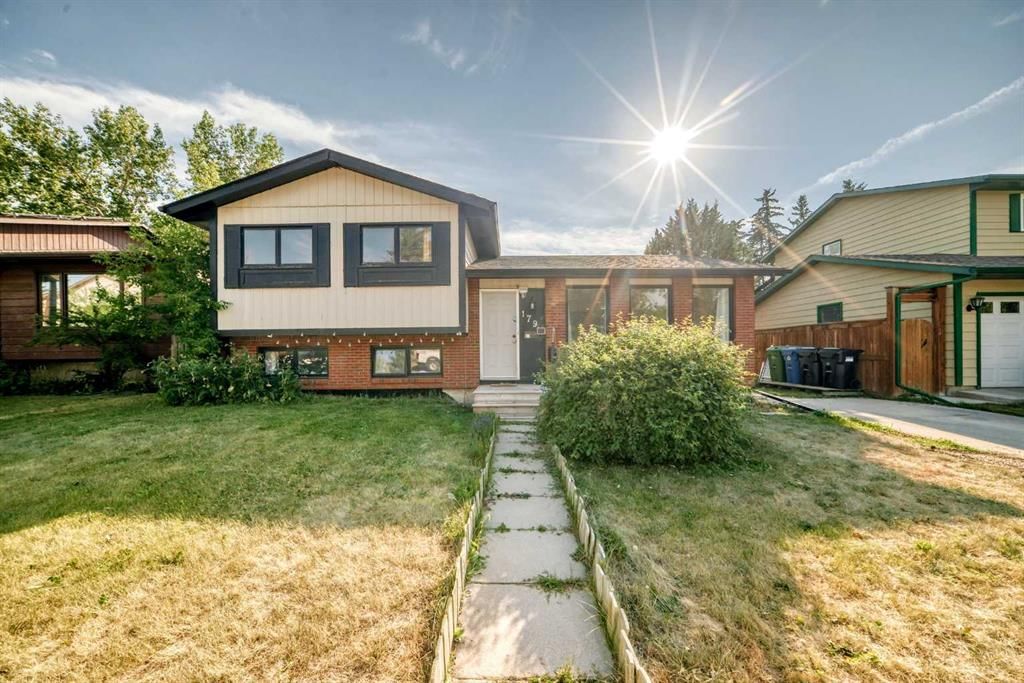 179 Deer Ridge Way SE, Calgary — main listing photo