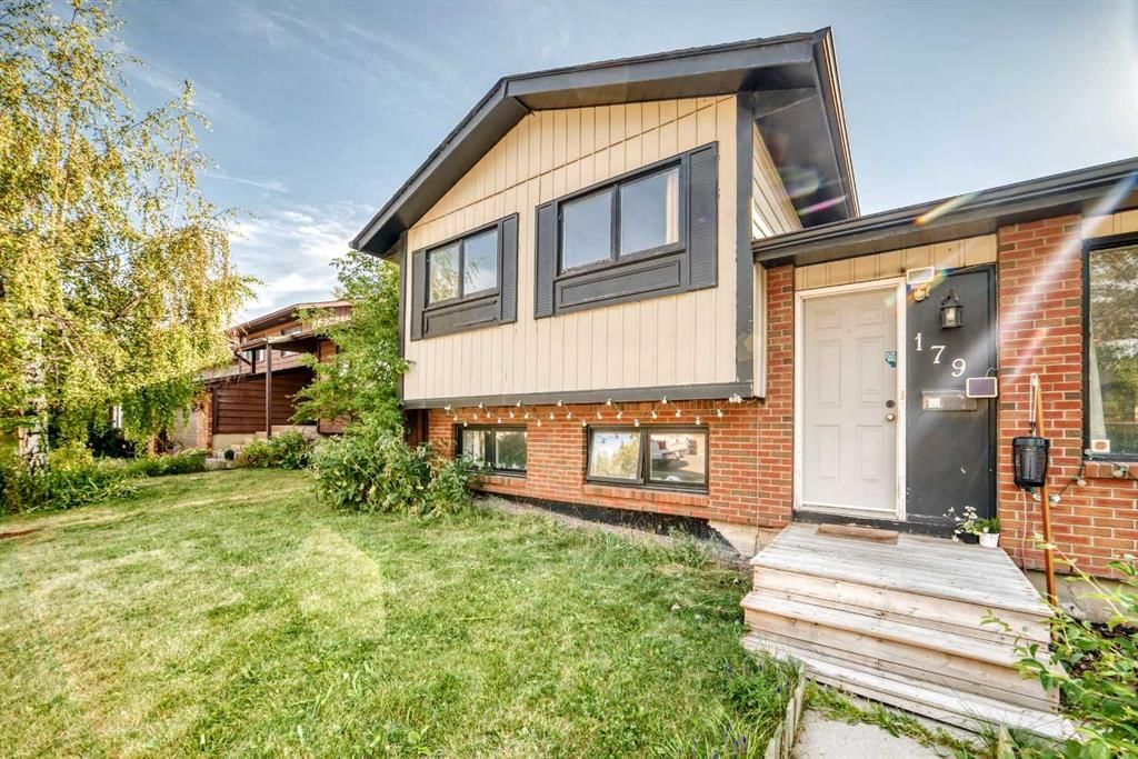179 Deer Ridge Way SE, Calgary — photo 4 of 50