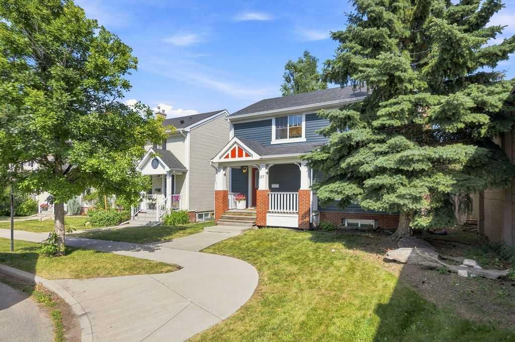 87 Couture Crescent SW, Calgary — photo 2 of 49