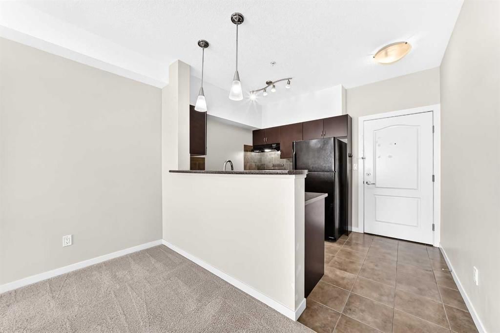 1308, 604 East Lake Boulevard NE, Airdrie — photo 2 of 35