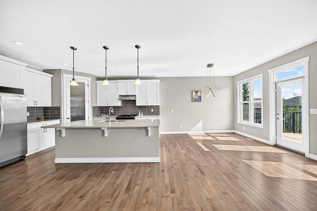 82 Nolanhurst Rise NW, Calgary — main listing photo
