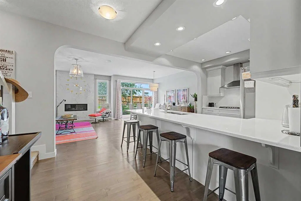 605 Nolan Hill Boulevard NW, Calgary — photo 5 of 47