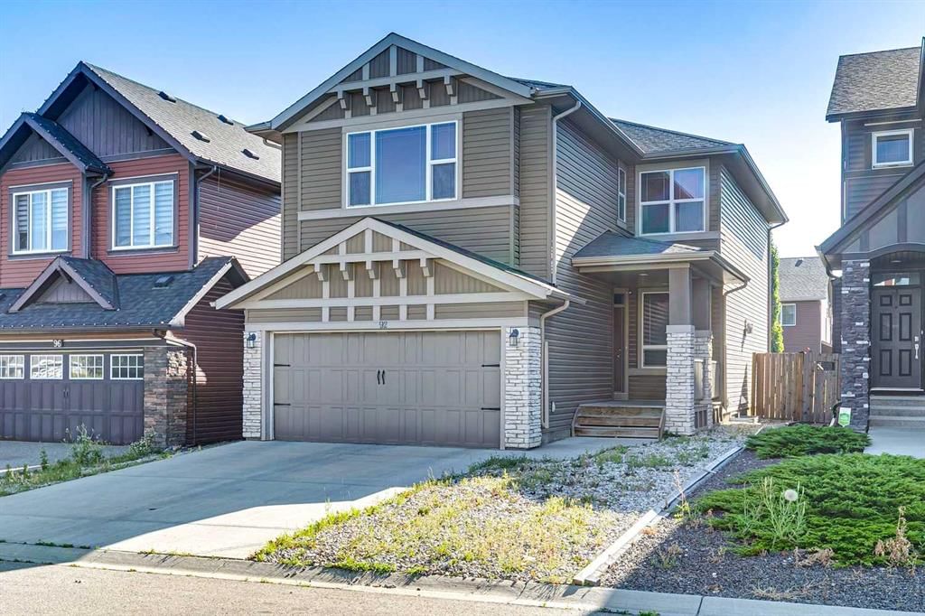 92 Cougar Ridge Close SW, Calgary — main listing photo