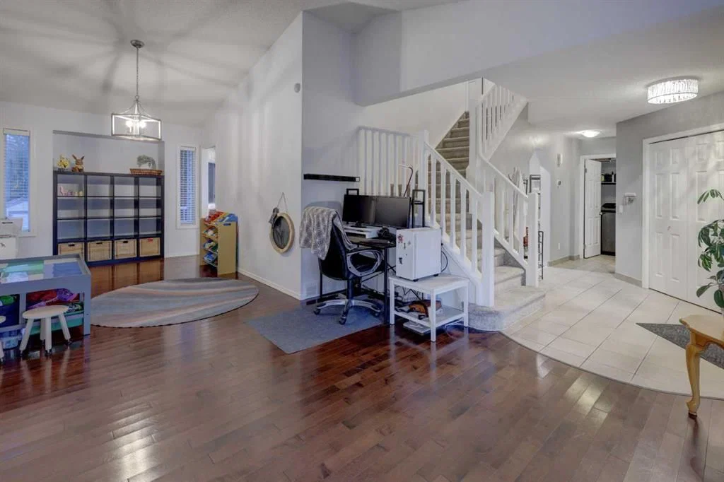 215 Arbour Ridge Way NW, Calgary — photo 5 of 41