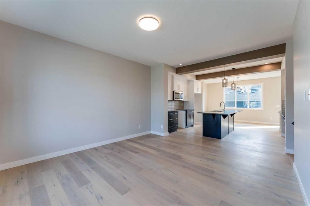 381 Waterford Boulevard, Chestermere — photo 2 of 15