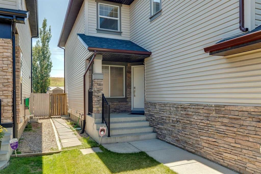 172 Kincora Drive NW, Calgary — photo 4 of 48