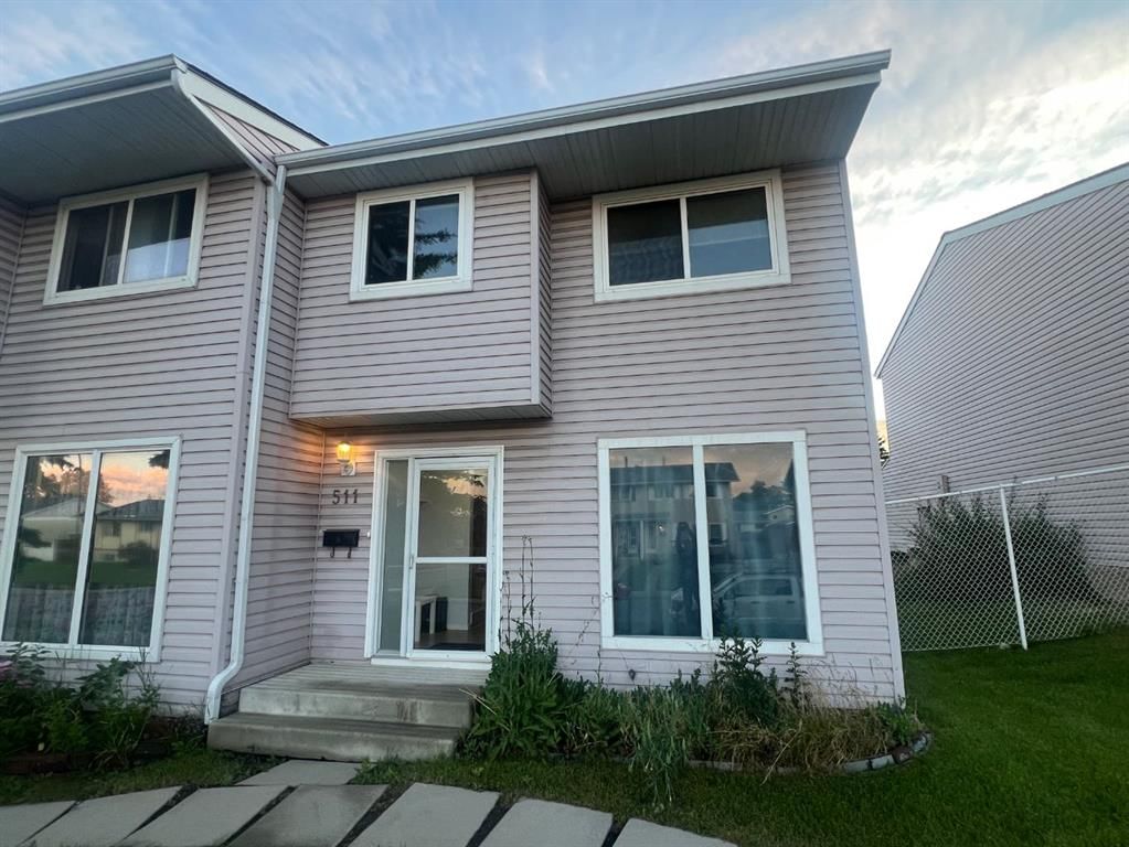 511 40 Street NE, Calgary — main listing photo
