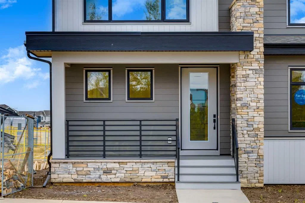 15 Alpine Green SW, Calgary — photo 2 of 50