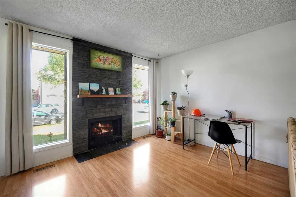 6507 Rundlehorn Drive NE, Calgary — photo 4 of 50