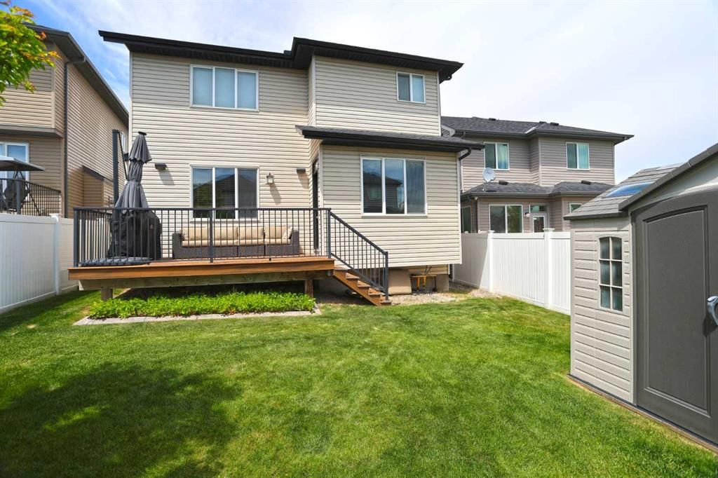 159 Sherwood Crescent NW, Calgary — photo 4 of 49
