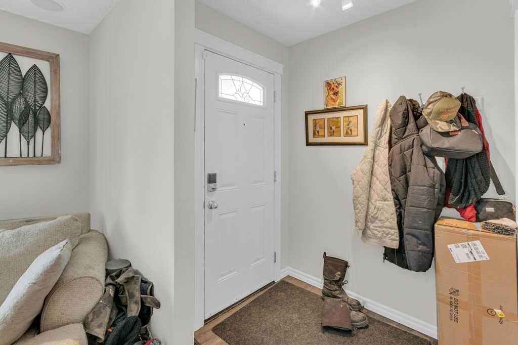 171 Erin Mount Place SE, Calgary — photo 2 of 24