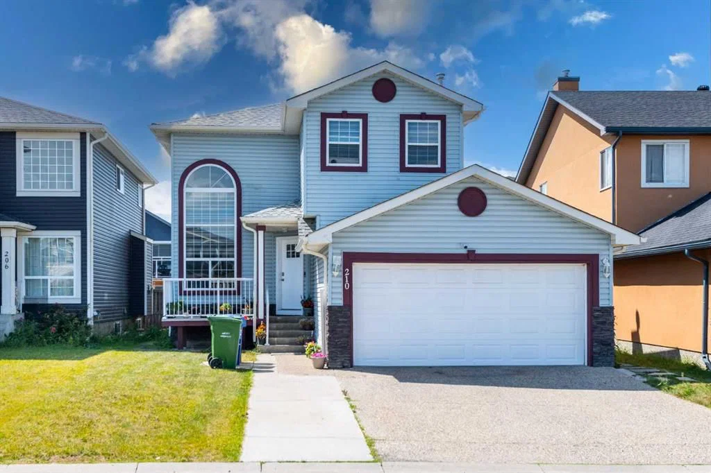 210 Taracove Landing NE, Calgary — main listing photo