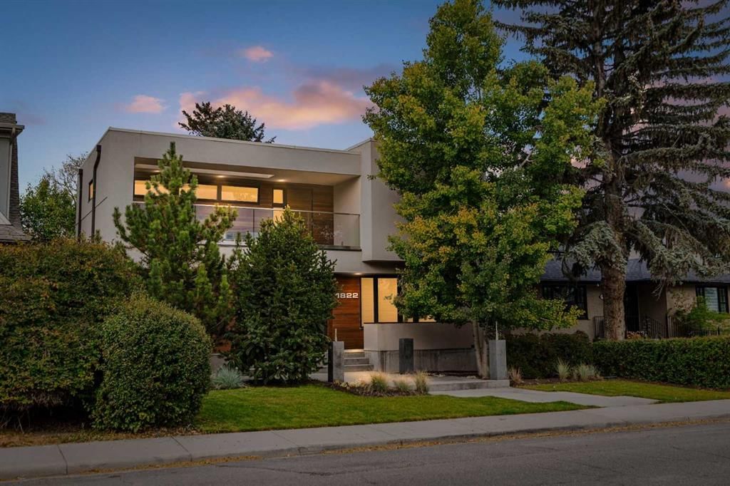 1822 12 Avenue NW, Calgary — main listing photo