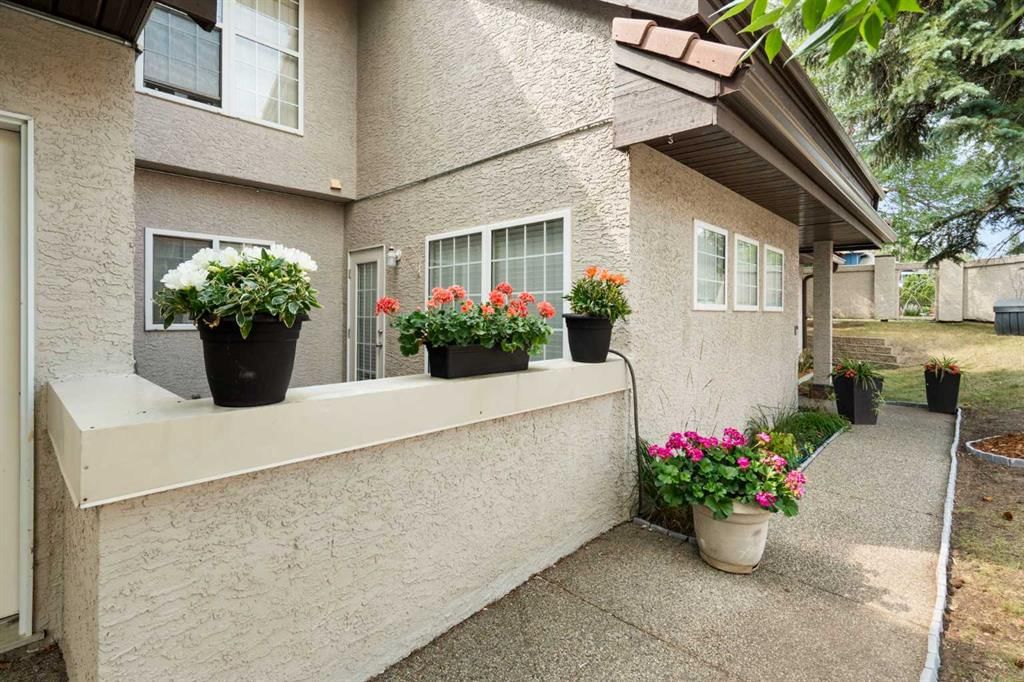 101, 1997 Sirocco Drive SW, Calgary — photo 2 of 37