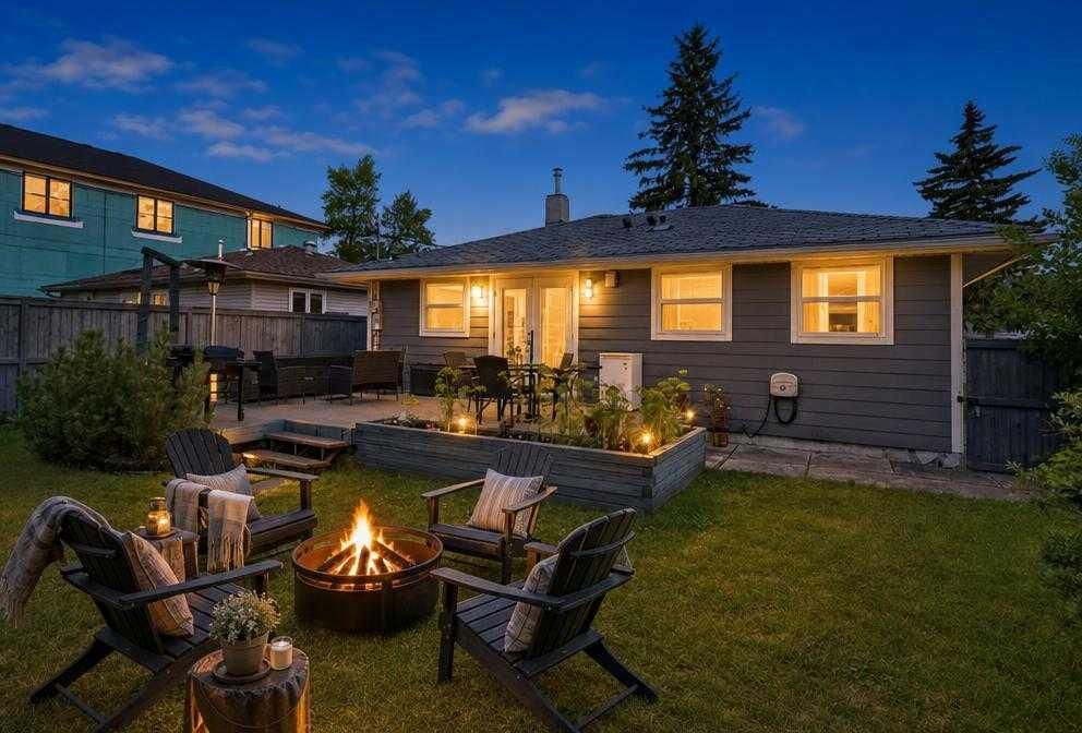 6324 Bowmont Crescent NW, Calgary — main listing photo