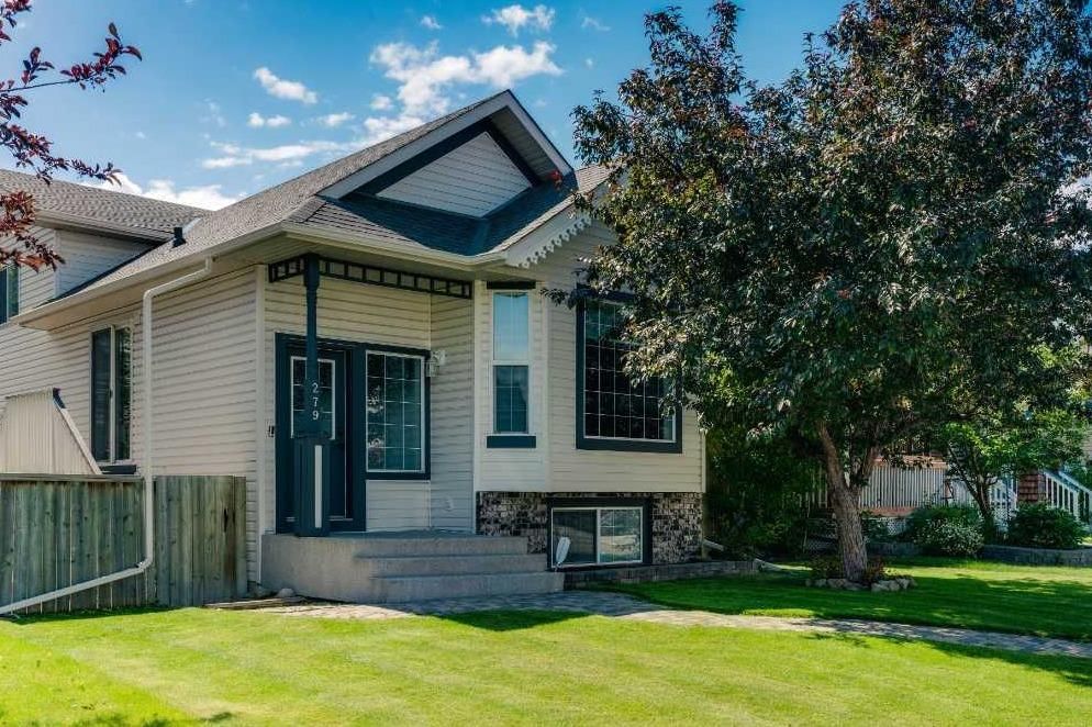 279 Covehaven View NE, Calgary — main listing photo