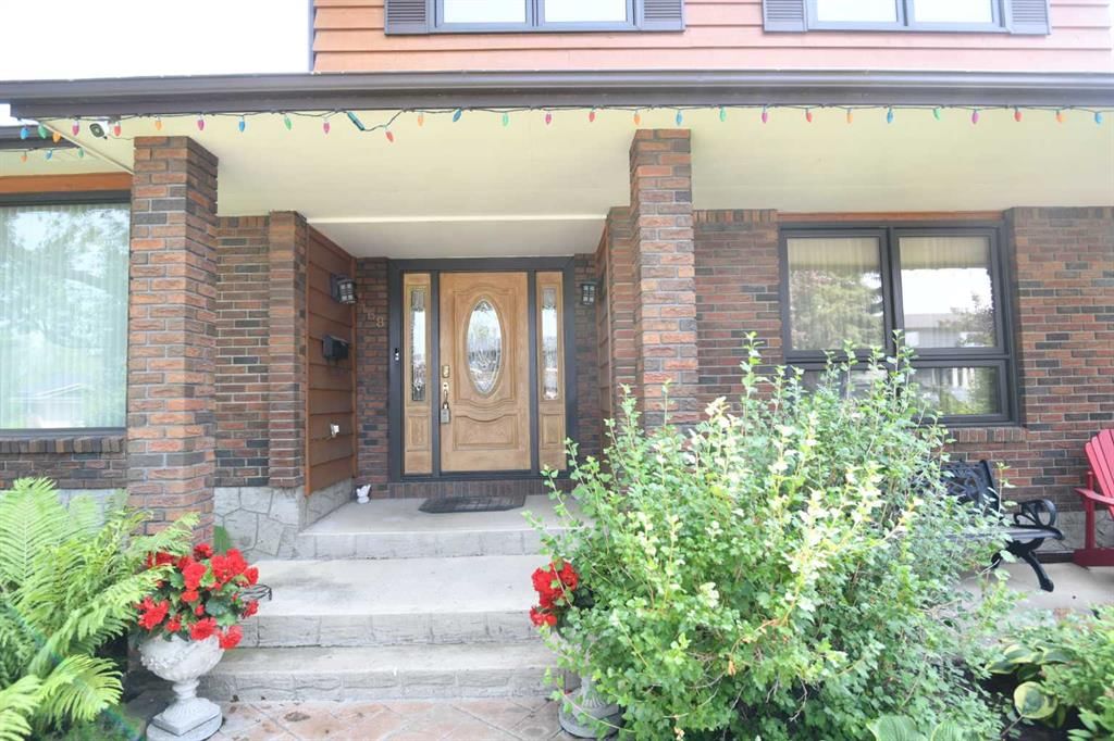 168 Templewood Drive NE, Calgary — photo 3 of 43