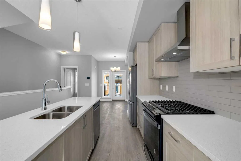 924 Sage Hill Grove NW, Calgary — photo 4 of 30
