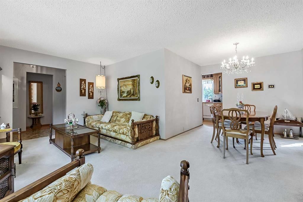832 Canna Crescent SW, Calgary — photo 4 of 22