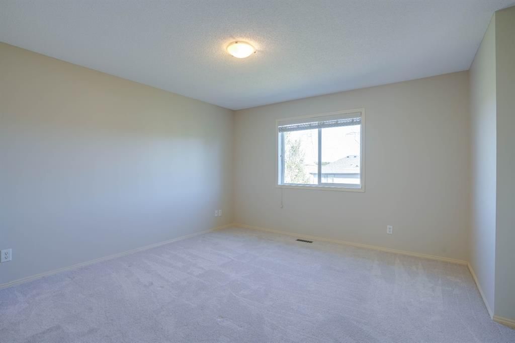15 Tuscany Reserve Bay NW, Calgary — photo 3 of 46