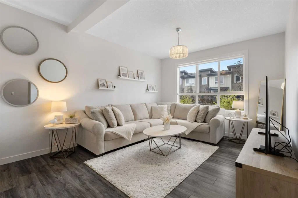 124 Walgrove Cove SE, Calgary — photo 3 of 34