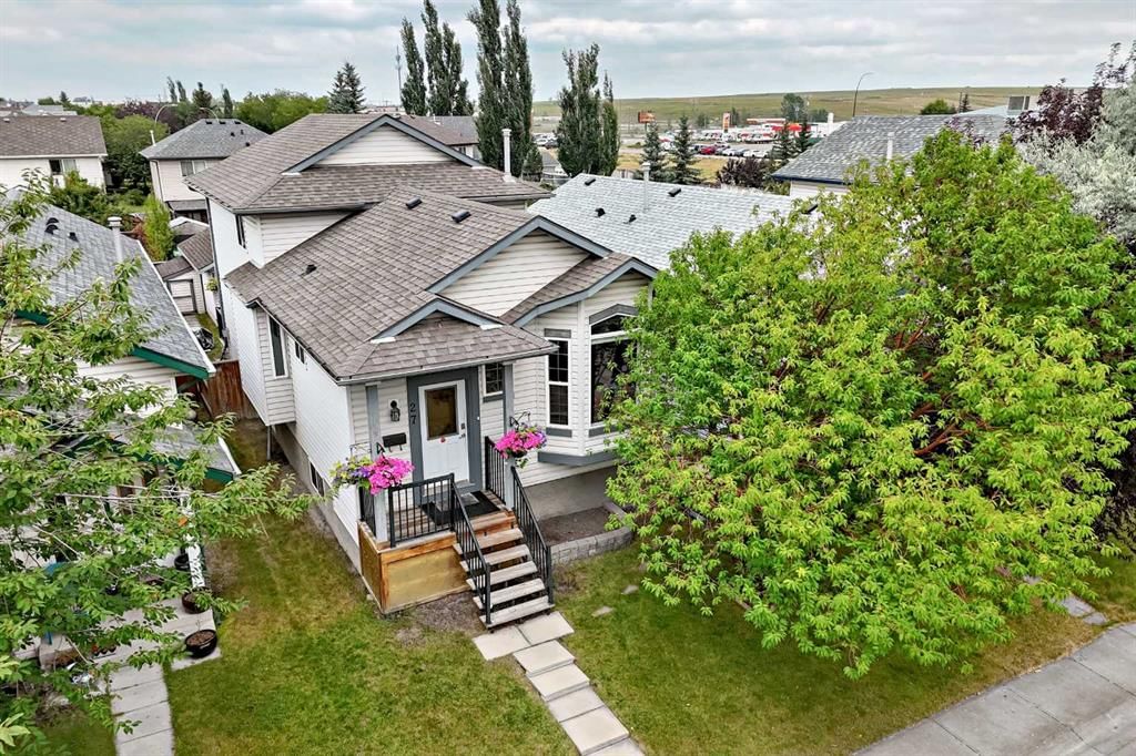 27 Erin Meadow Crescent SE, Calgary — main listing photo