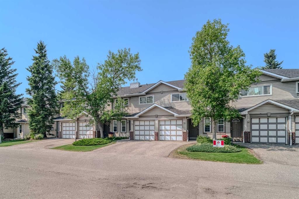 15 Harvest Glen Heights NE, Calgary — main listing photo