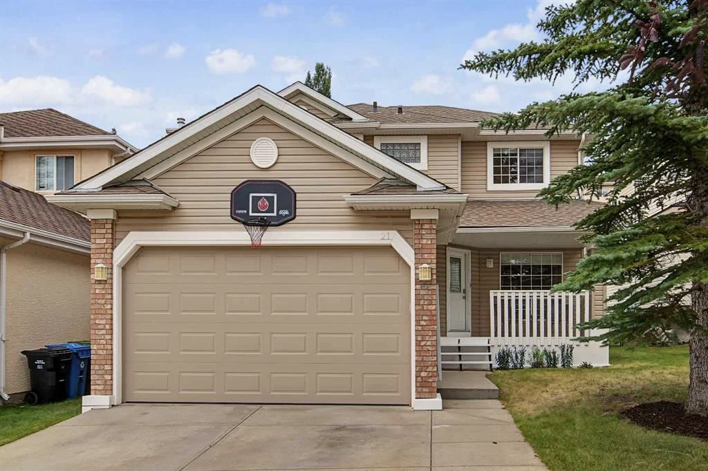 21 Edgebrook Park NW, Calgary — main listing photo