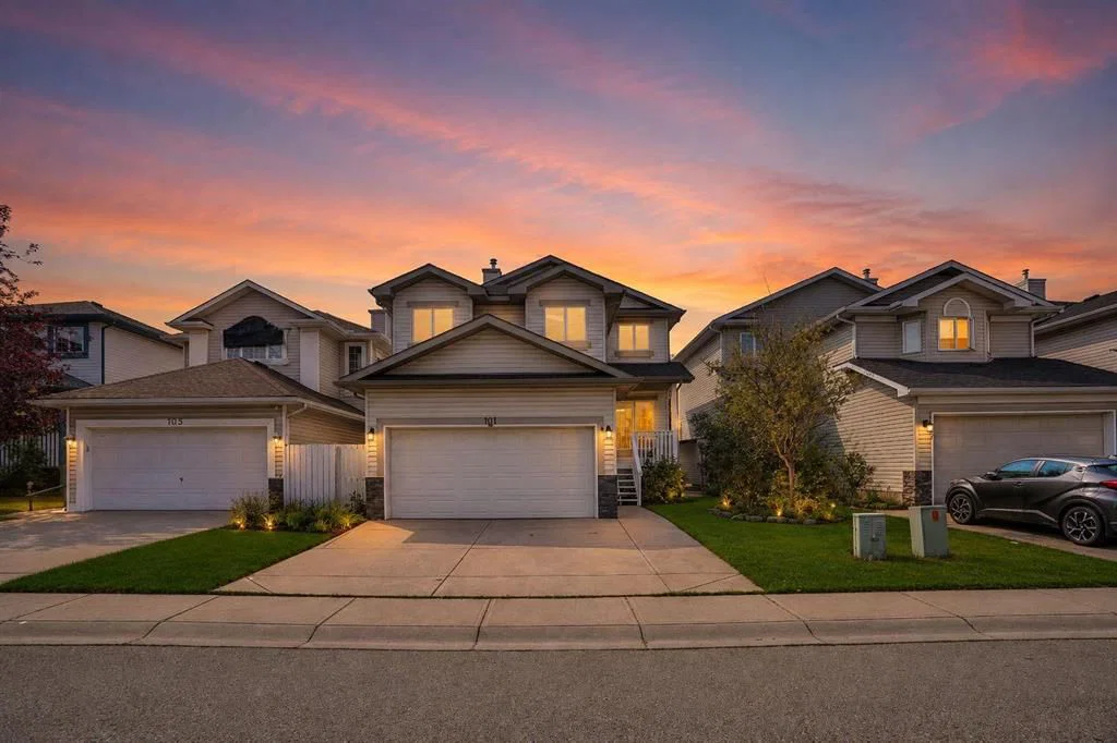 101 Douglas Ridge Circle SE, Calgary — photo 2 of 47
