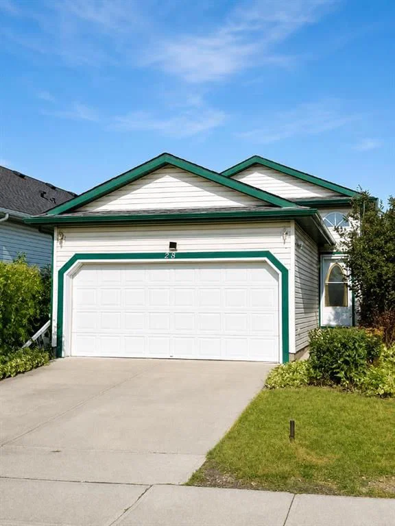 23 San Diego Manor NE, Calgary — main listing photo