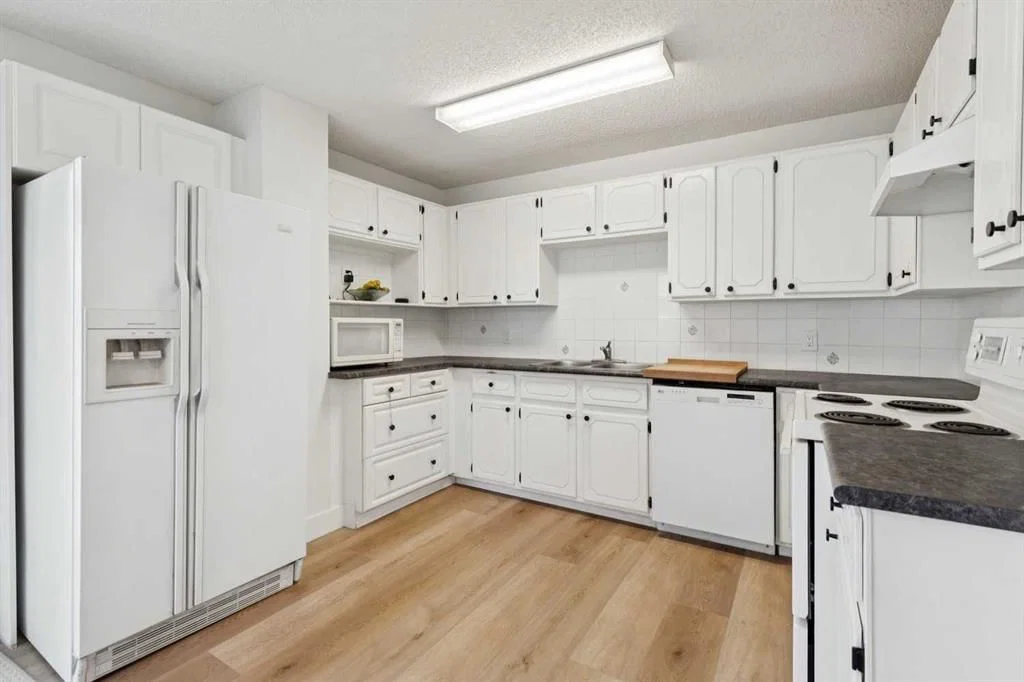 91 Deerfield Drive SE, Calgary — photo 5 of 15