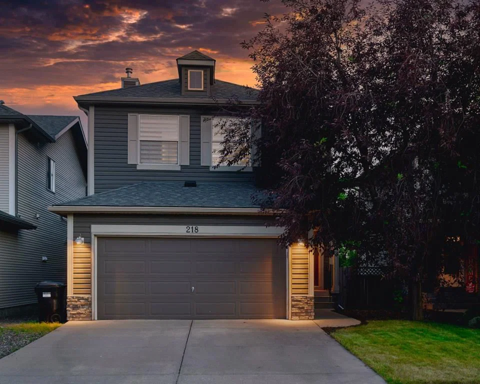 218 Cougarstone Circle SW, Calgary — recently sold home