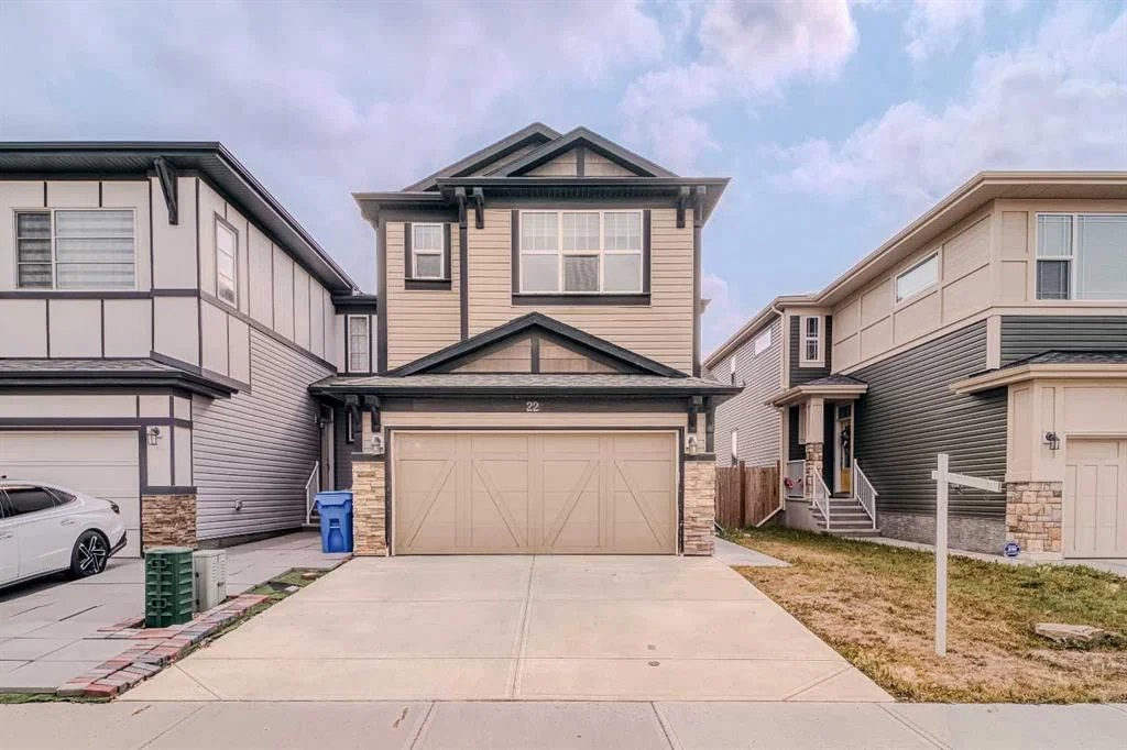 22 Sage Bluff Heights NW, Calgary — main listing photo