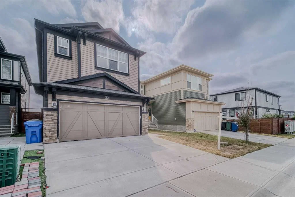 22 Sage Bluff Heights NW, Calgary — photo 2 of 44