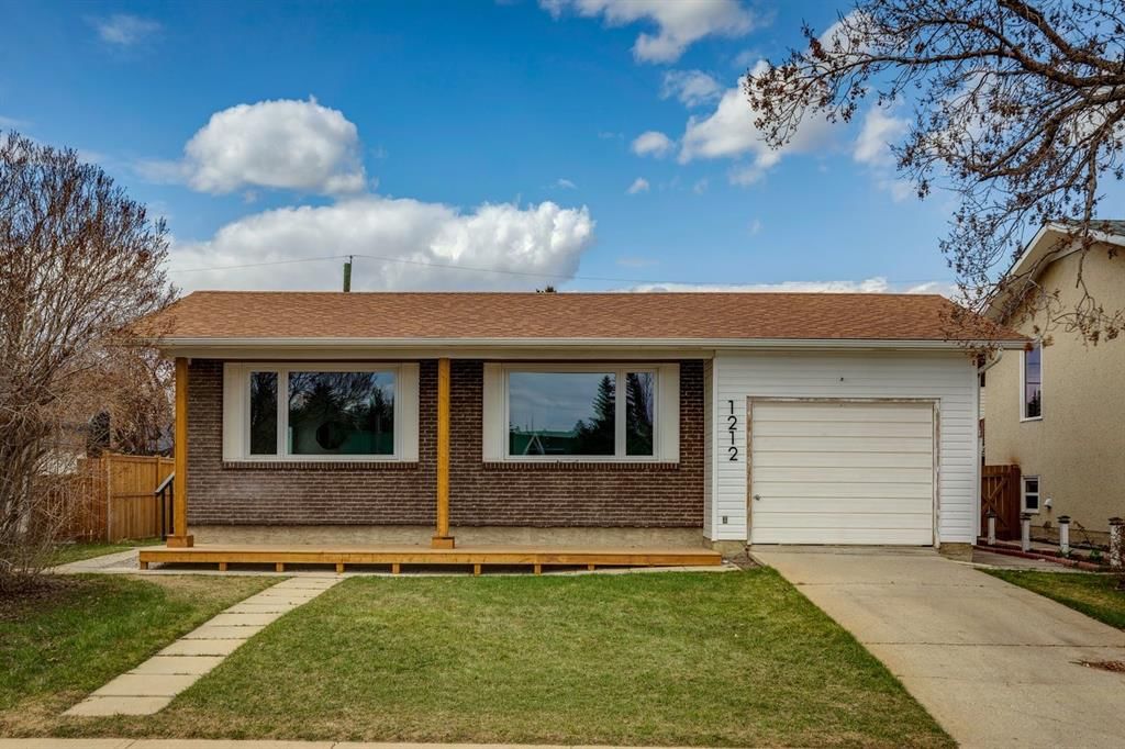 1212 Lake Sylvan Drive SE, Calgary — home for sale