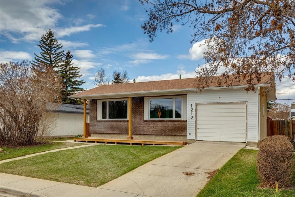1212 Lake Sylvan Drive SE, Calgary — photo 2 of 40