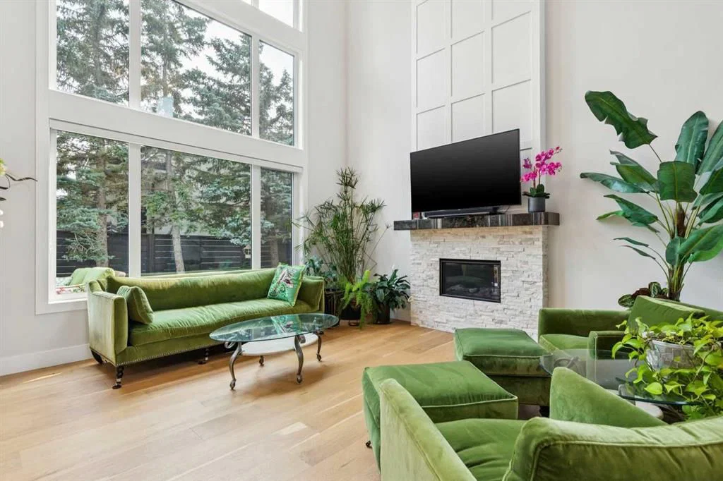23 Elveden Park SW, Calgary — photo 5 of 50