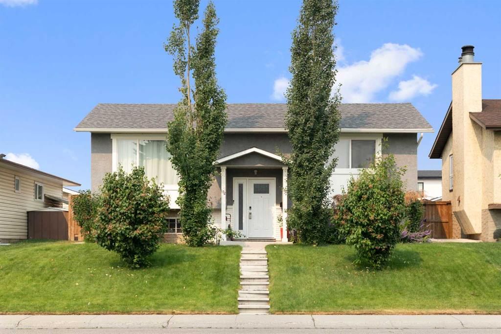 172 Rundlefield Crescent NE, Calgary — photo 2 of 34