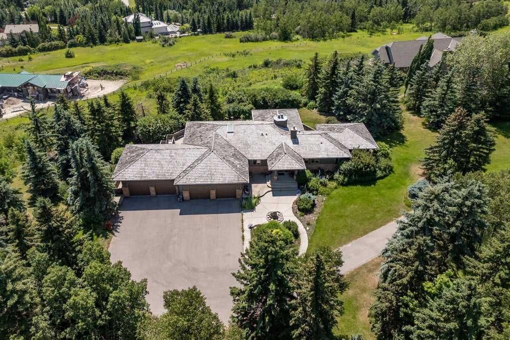 19 Westbluff Place, Rural Rocky View County — photo 2 of 50