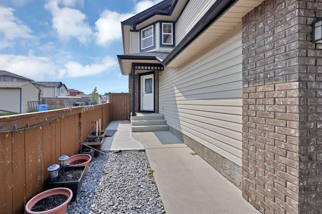 283 Taralake Landing NE, Calgary — photo 2 of 45