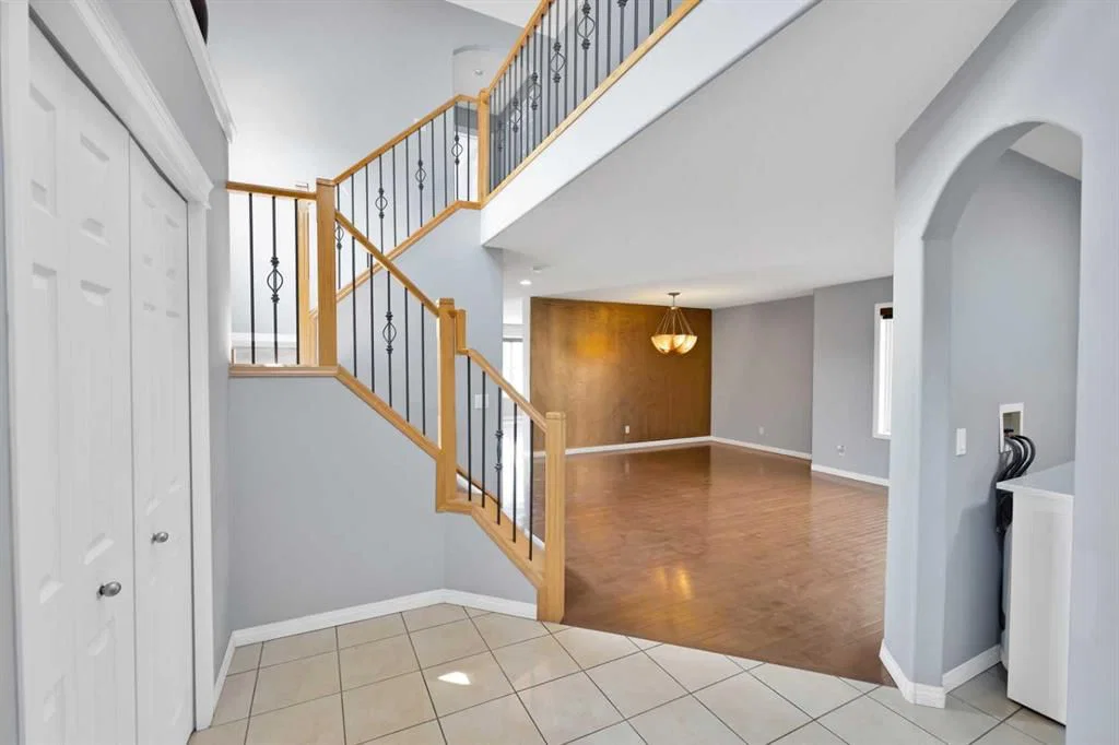 283 Taralake Landing NE, Calgary — photo 3 of 45